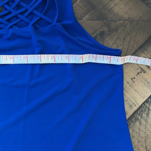 Women’s Cupio Criss-Cross Tank - Large - Picture 4 of 5